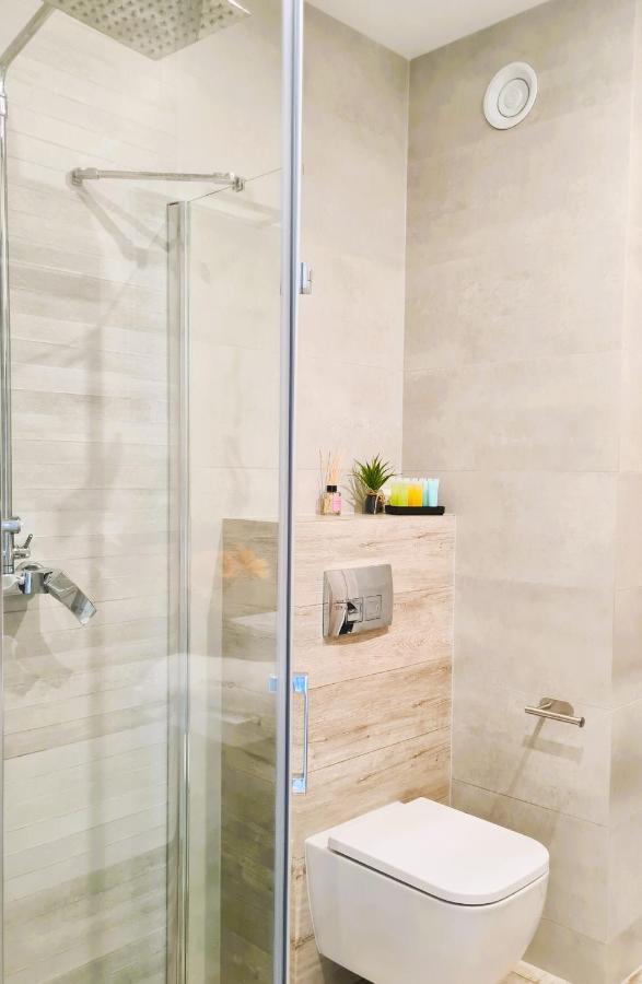 Taboo By Housine Apartment Zator Luaran gambar